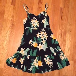 Old Navy Midi Dress size M